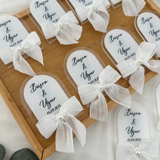 Acrylic White Magnet Favor for Guests